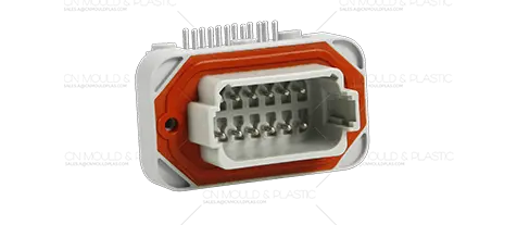 Moulage par insert d'épingles coudes