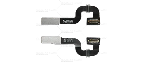 Moulage par insert de PCB