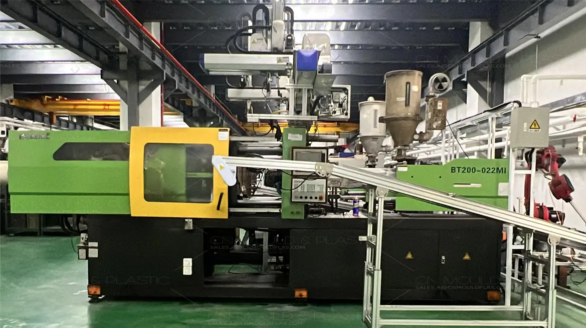 Processus pour le moulage à double tir